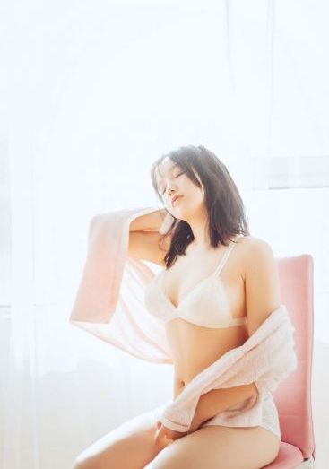 夏日吊带裙