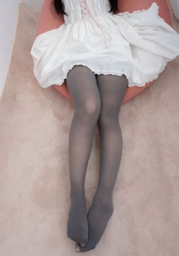 男士欧美西装头像图片_午夜在线观看完整版