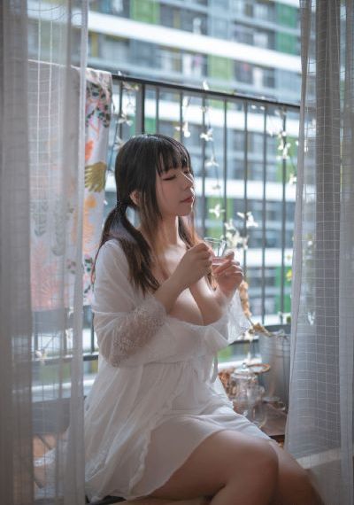 经典成人色奶水不雅视频动态_BD韩语电影完整版
