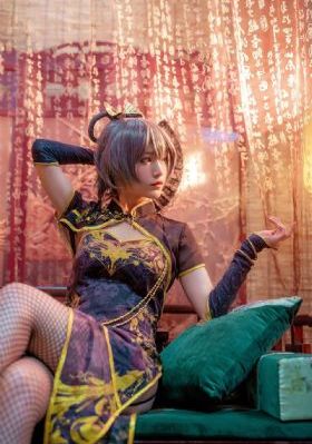 欧美时尚人物海报_720高清完整版